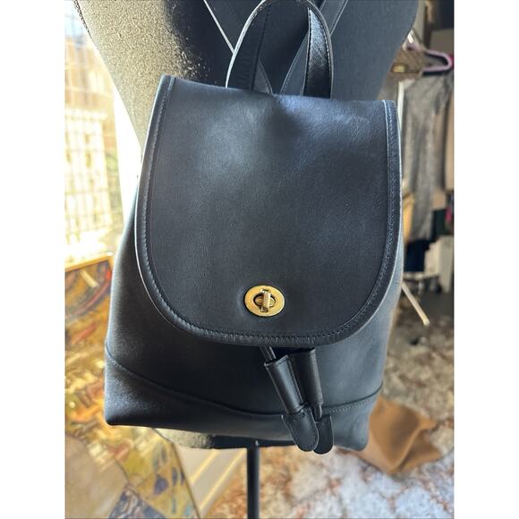 Vintage COACH Black Leather Backpack Daypack Bag Drawstring - Picture 1 of 11